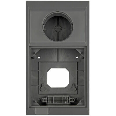 Wall mounted enclosure: Color Control GX, BMV, MPPT
